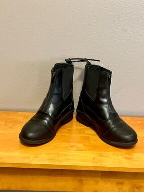 Smart Pak Eliza Synthetic Front-Zip Paddock Boots, Black - Size 3 (VGUC)